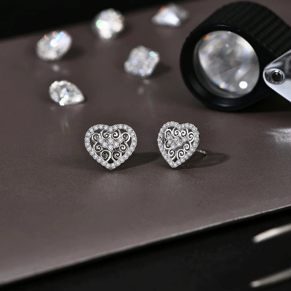 Luxury Heart Shape Moissanite Earring
