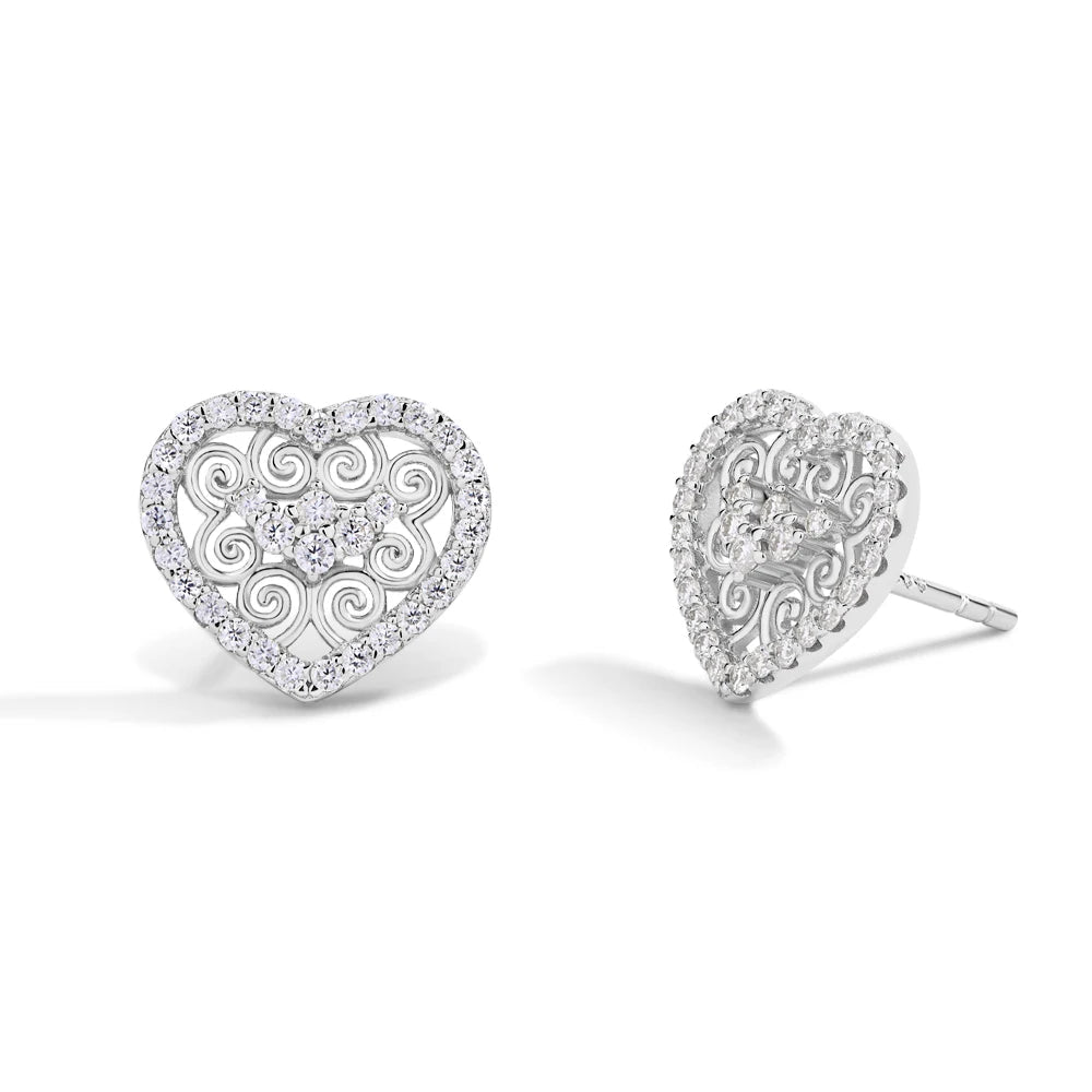 Luxury Heart Shape Moissanite Earring