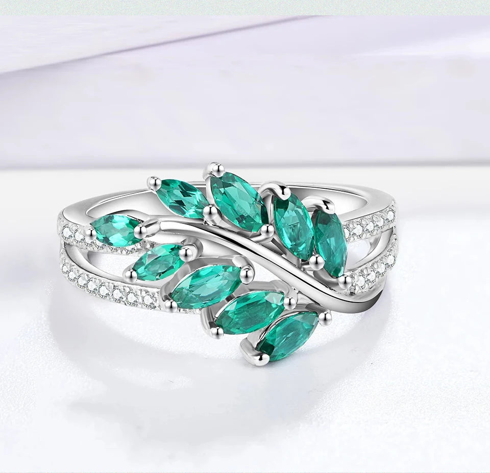 925 Sterling Silver Lab Emerald Created White Sapphire Ring